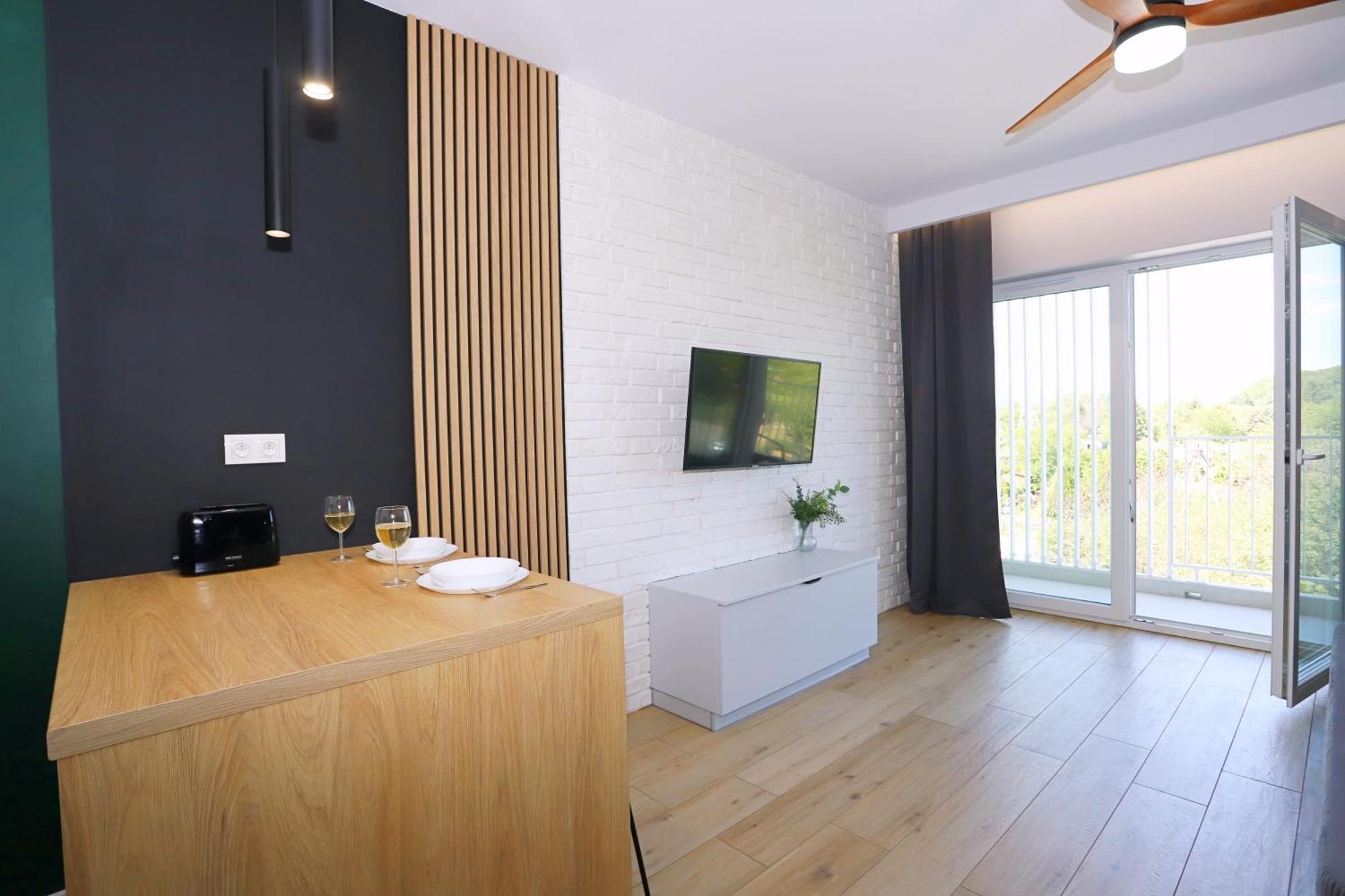 Apartament Zielone Podwale 瓦乌布日赫 外观 照片