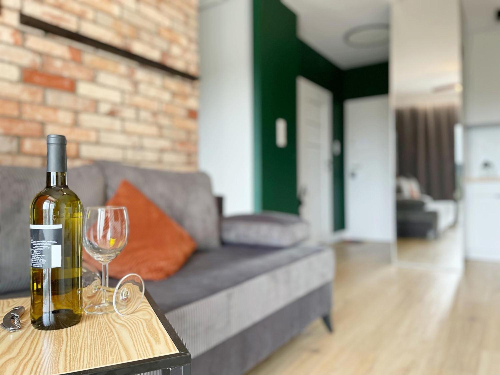 Apartament Zielone Podwale 瓦乌布日赫 外观 照片